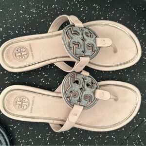 Tory Burch miller size 6 light pink rhinestone